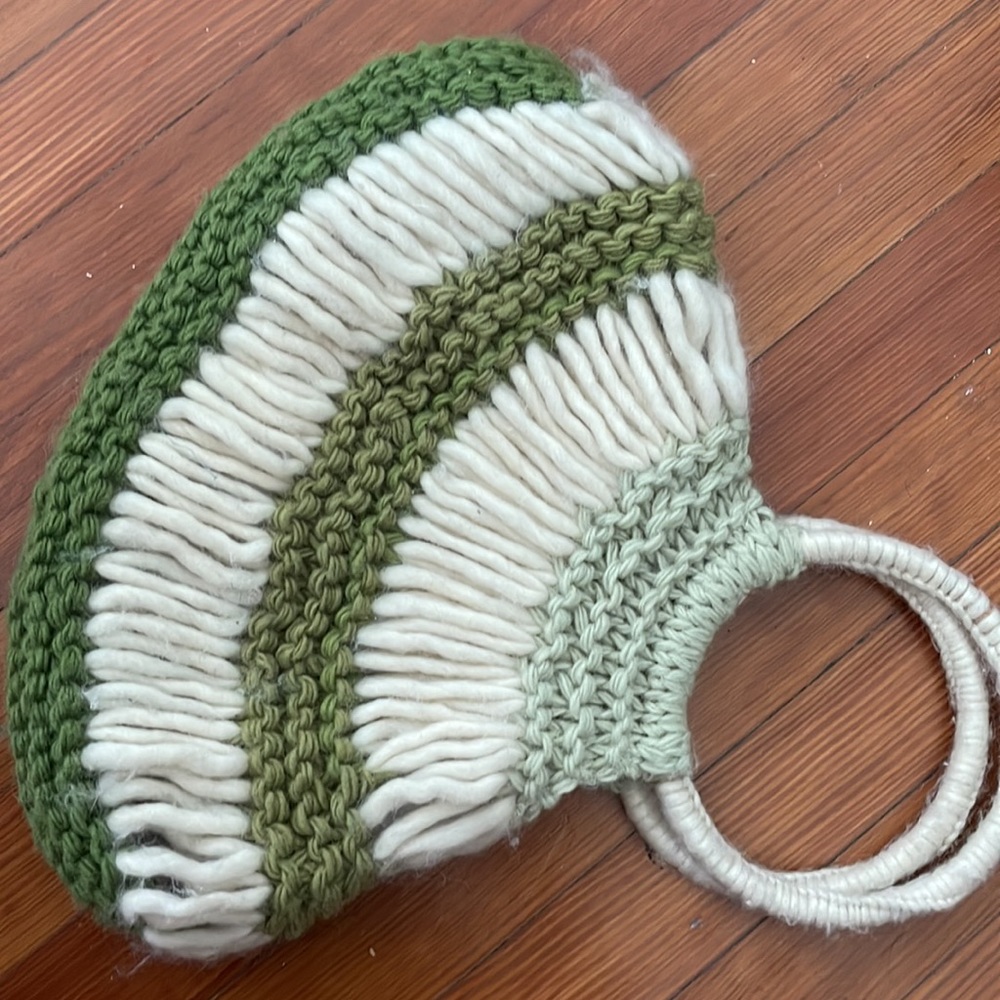 Handmade Knit Purse from Nepal - Picture 3 of 3
